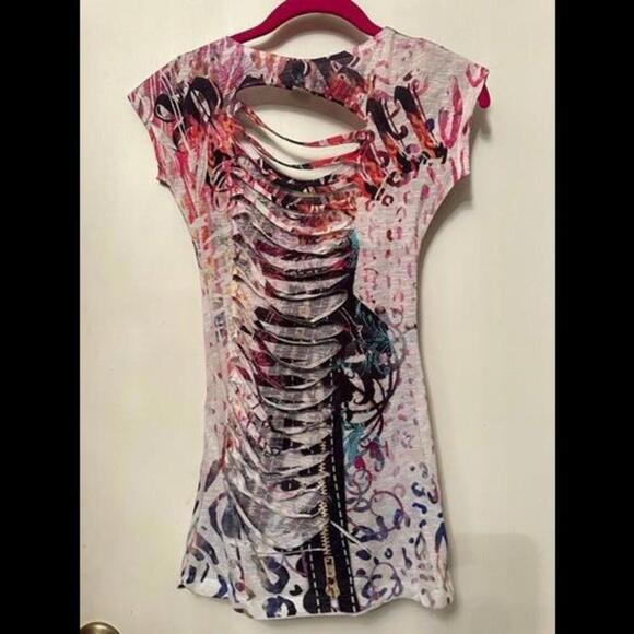 Tops - Juniors' Racerback Shirt - Unleash Your Fashion Flair with Confidence